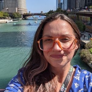 Meet your Posher, Emily